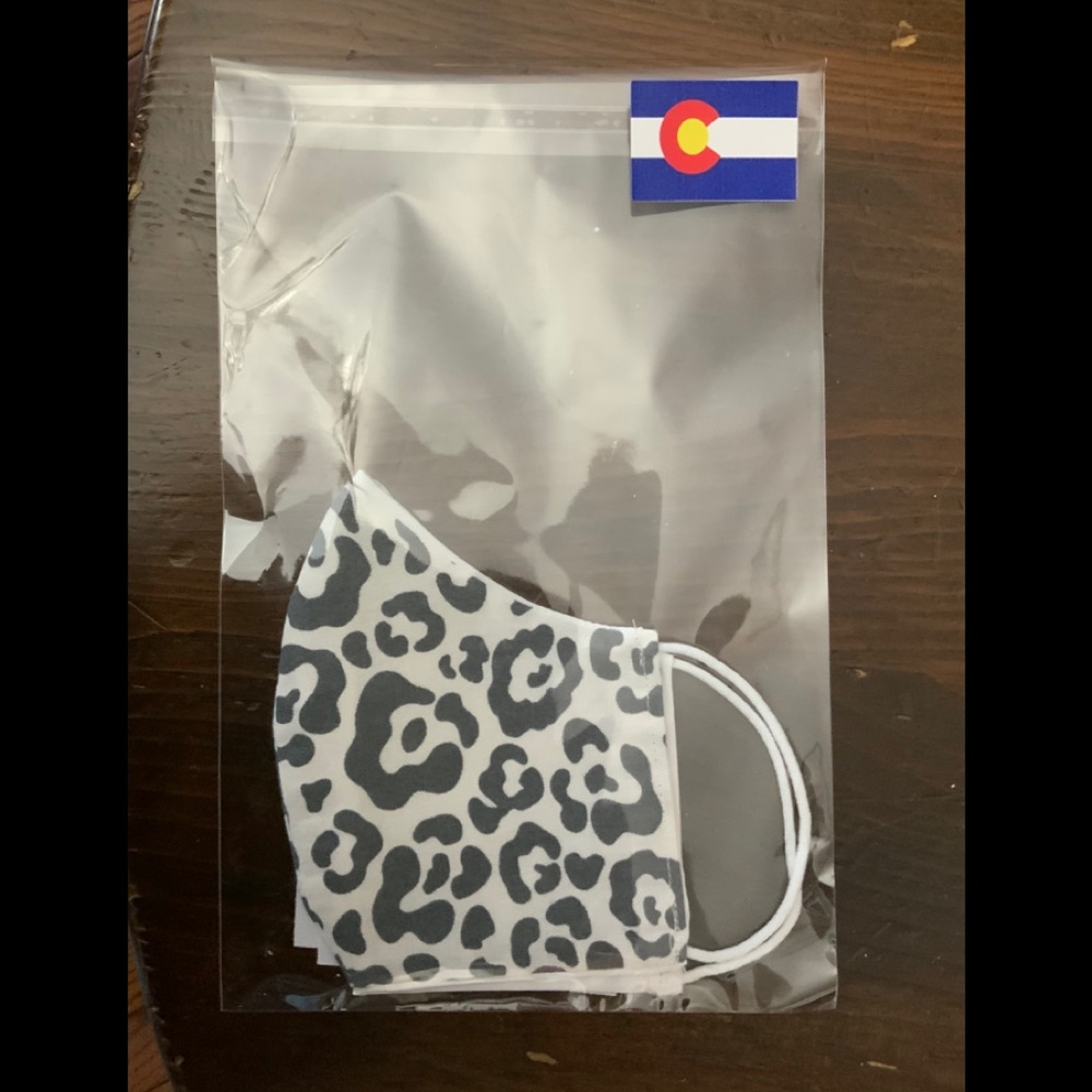 NWT Colorado made Snow Leopard Animal Print mask